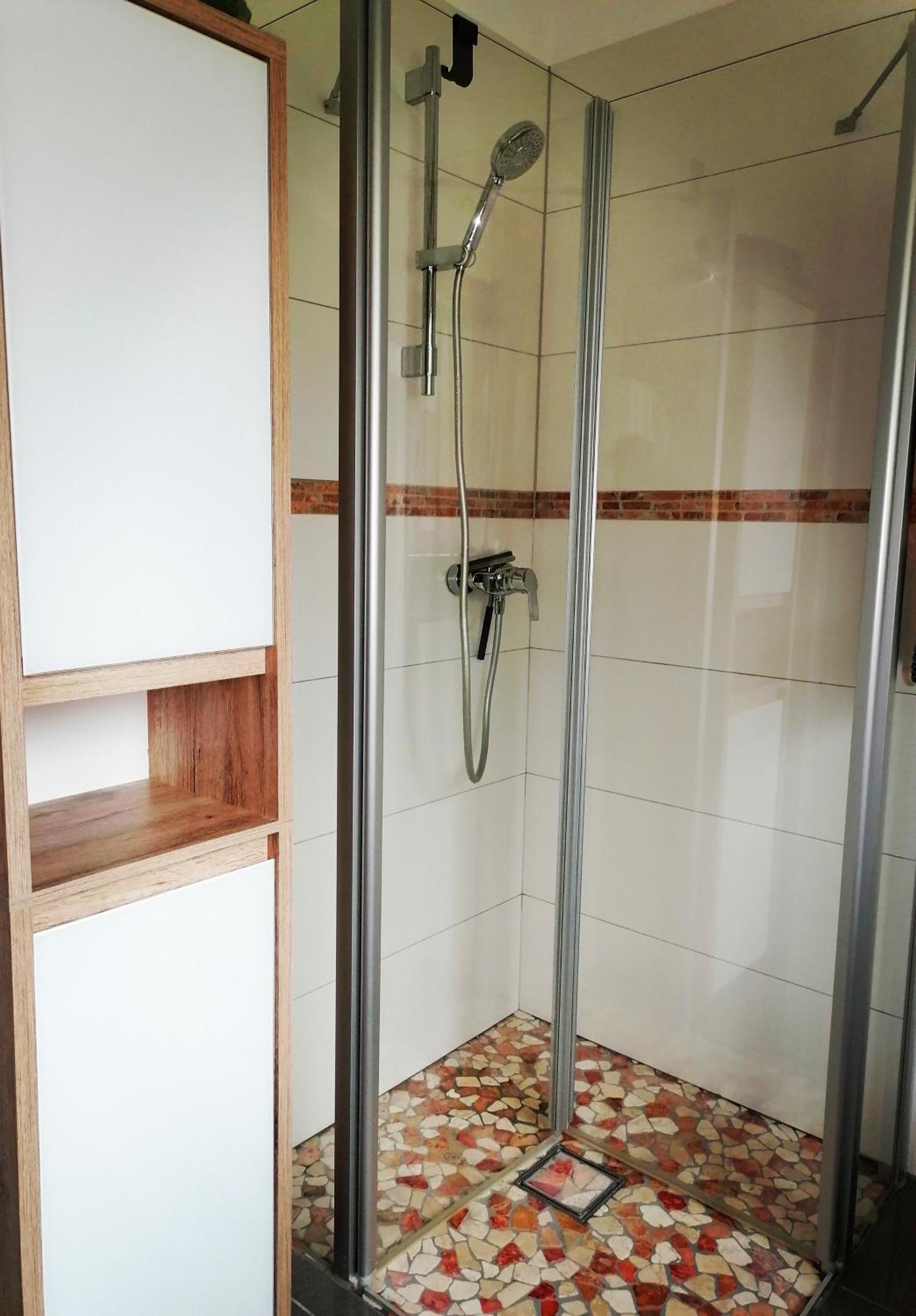Modernes Apartment - Нойштадт-ан-дер-Вайнштрасе Экстерьер фото